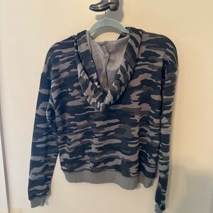 Lucky Brand Camo Hoodie Size M